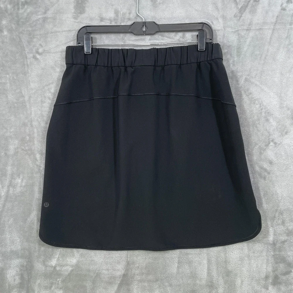 Lululemon Women's Size 12 Black On The Fly Skirt  Elastic Drawstring Waist